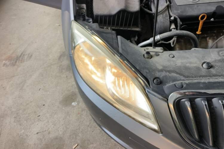 Used Buick GT 2013 GT 1.6L Automatic Fashion Edition Right Front Headlight