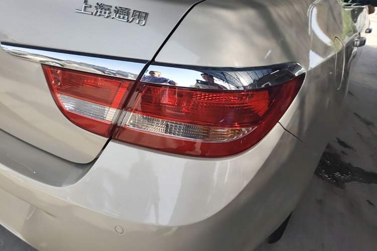 Used Buick GT 2013 GT 1.6L Automatic Fashion Edition Right Rear Taillight