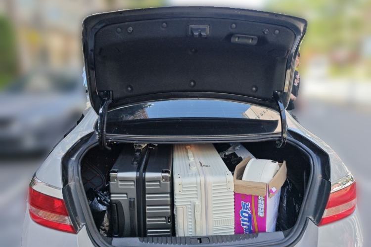 Used Buick GT 2013 GT 1.6L Automatic Fashion Edition Trunk