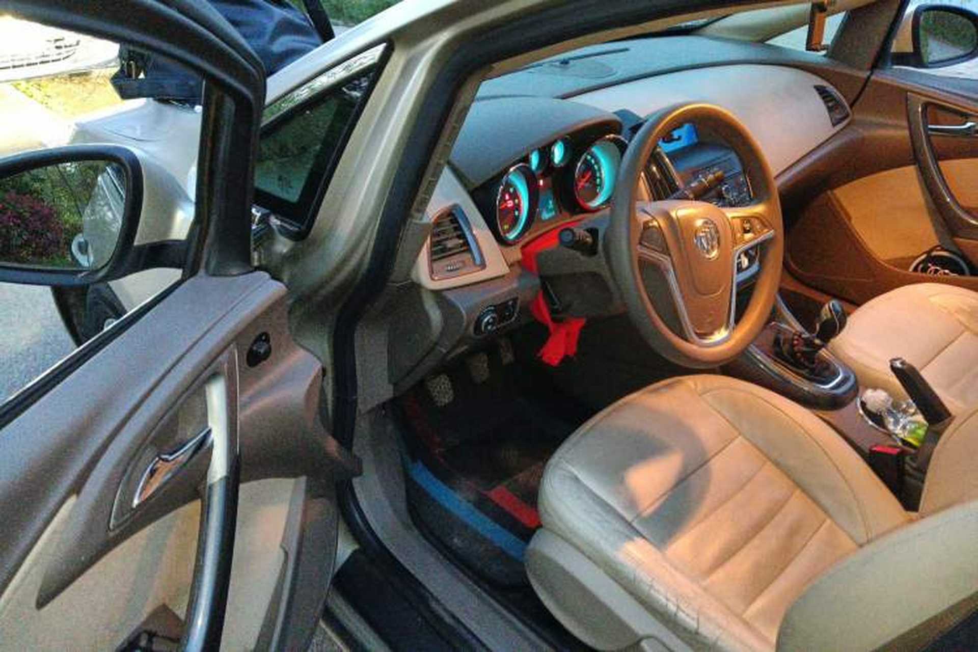 Used Buick GT 2013 GT 1.6L Manual Comfort Edition Driver Seat