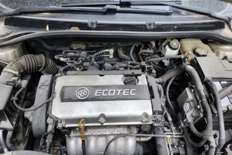 Used Buick GT 2013 GT 1.6L Automatic Fashion Edition Engine Bay