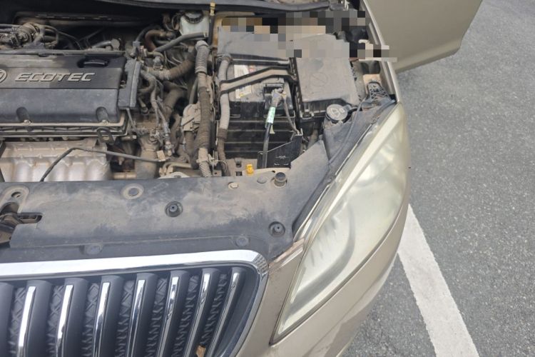 Used Buick GT 2013 GT 1.6L Automatic Fashion Edition Engine Bay Left