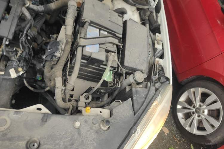 Used Buick GT 2013 GT 1.6L Manual Entry-Level Model Engine Bay Left