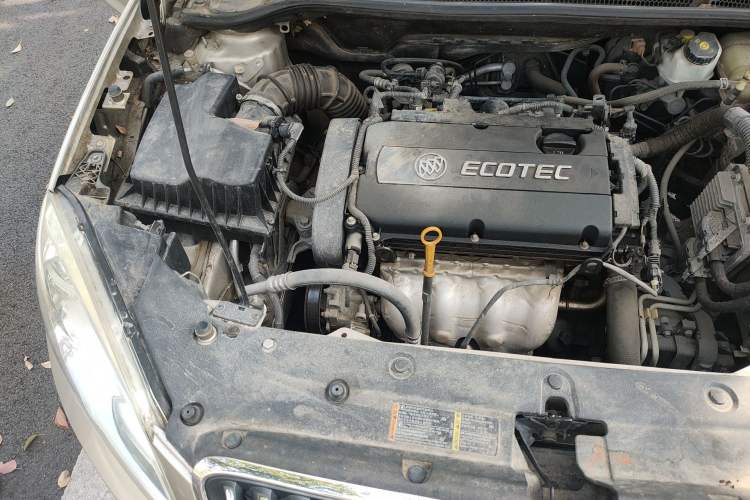 Used Buick GT 2013 GT 1.6L Automatic Fashion Edition Engine Bay Right