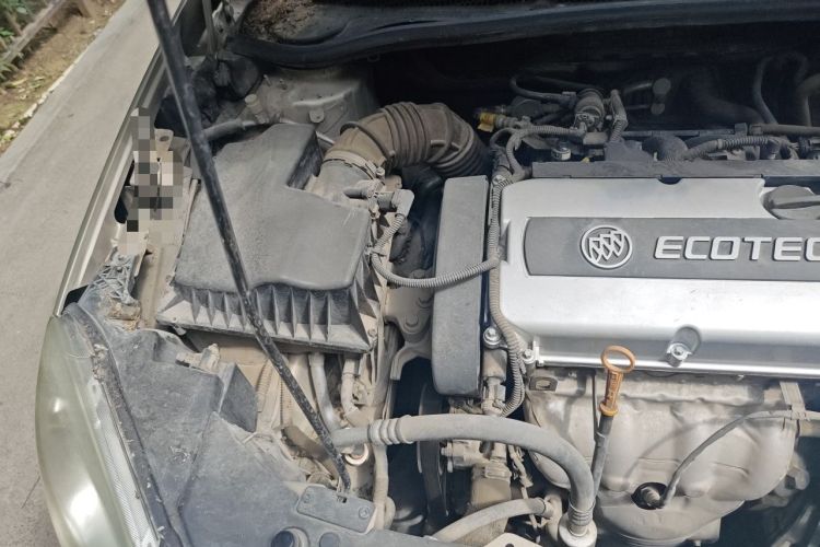 Used Buick GT 2013 GT 1.6L Automatic Fashion Edition Engine Bay Right