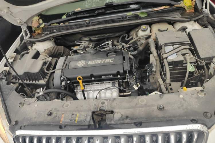 Used Buick GT 2013 GT 1.6L Manual Entry-Level Model Engine Bay