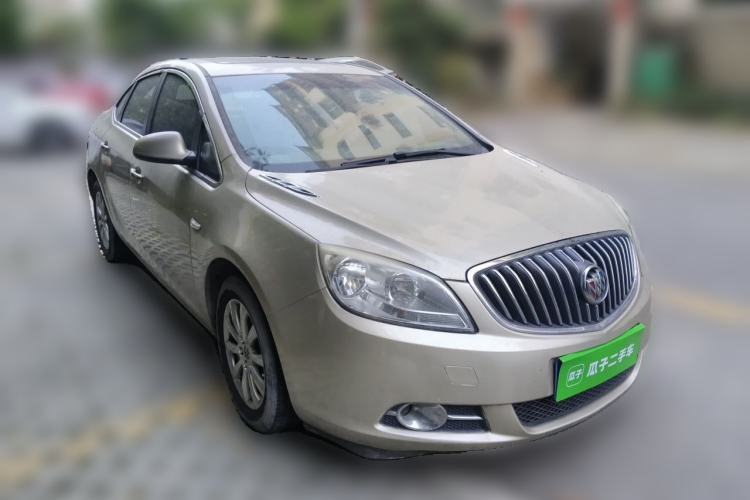 Used Buick GT 2013 GT 1.6L Automatic Fashion Edition Front Right 45 Deg