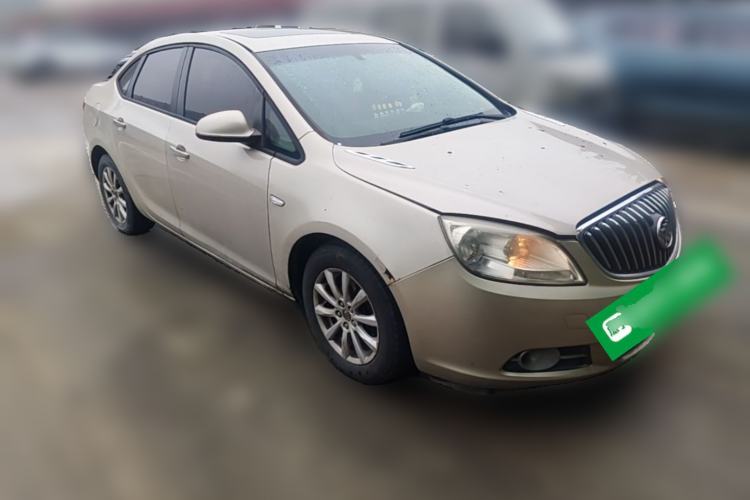 Used Buick GT 2013 GT 1.6L Automatic Fashion Edition Front Right 45 Deg