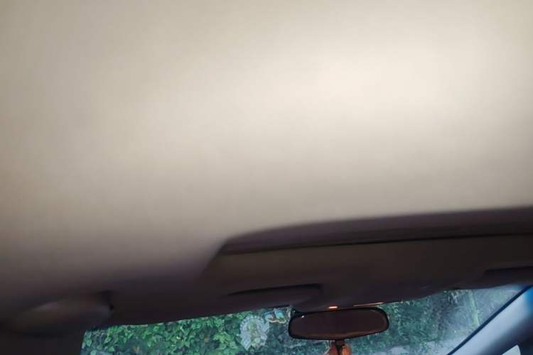 Used Buick GT 2013 GT 1.6L Automatic Fashion Edition Headliner