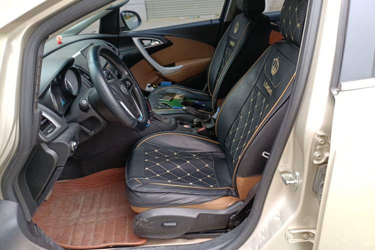 Used Buick GT 2013 GT 1.8L Automatic Fashion Edition Left Front Seat