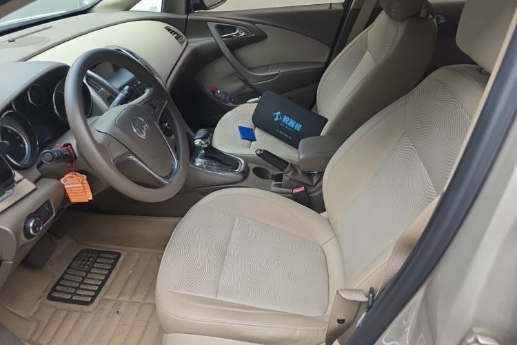 Used Buick GT 2013 GT 1.6L Automatic Fashion Edition Left Front Seat