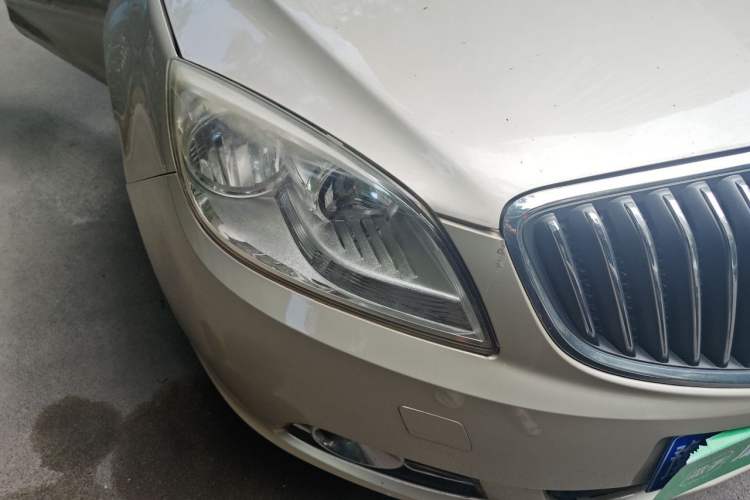 Used Buick GT 2013 GT 1.6L Automatic Fashion Edition Right Front Headlight