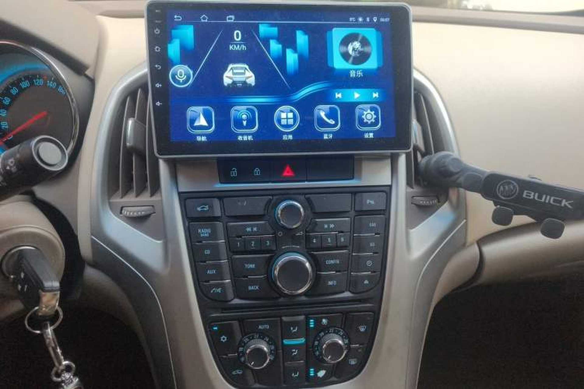 Used Buick GT 2013 GT 1.6L Automatic Fashion Edition Audio And AC Panel