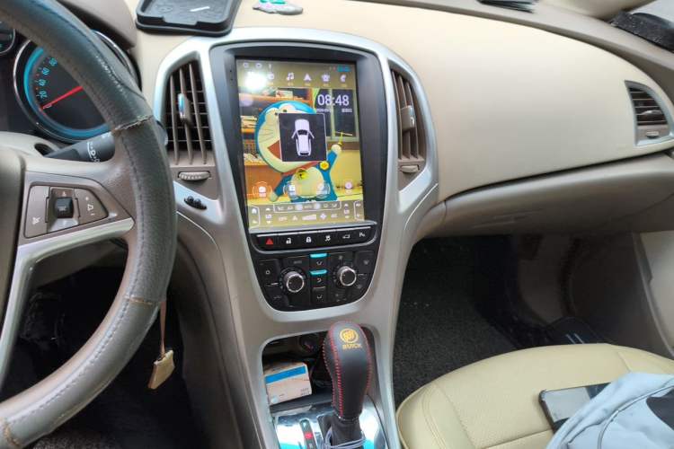 Used Buick GT 2013 GT 1.6L Automatic Fashion Edition Audio And AC Panel