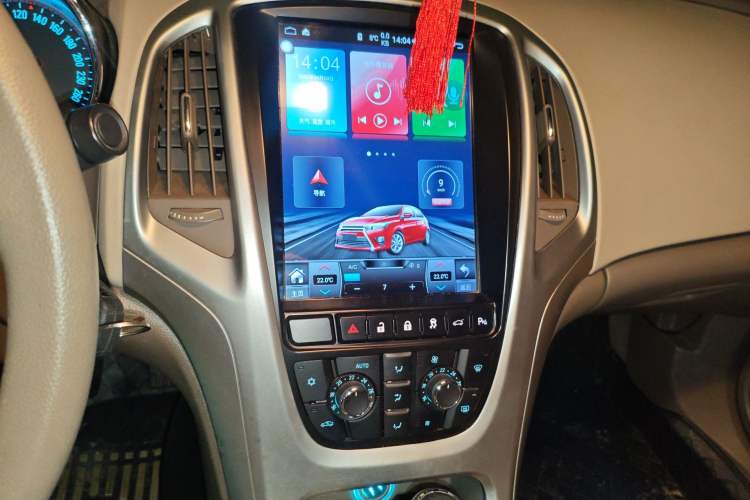 Used Buick GT 2013 GT 1.6L Automatic Fashion Edition Audio And AC Panel
