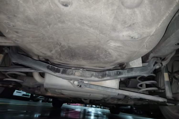 Used Buick GT 2013 GT 1.6L Automatic Fashion Edition Chassis Rear
