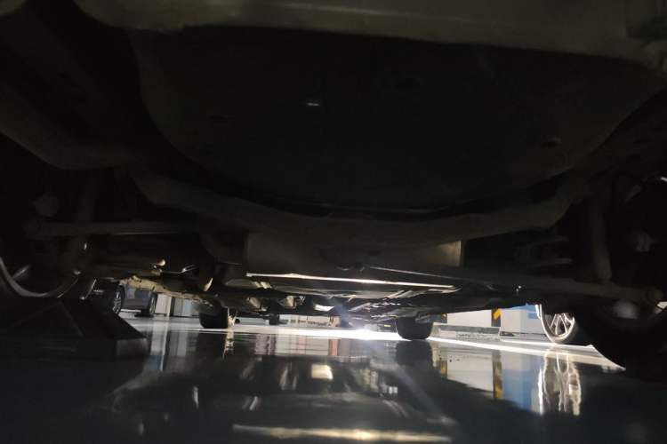 Used Buick GT 2013 GT 1.6L Automatic Fashion Edition Chassis Rear
