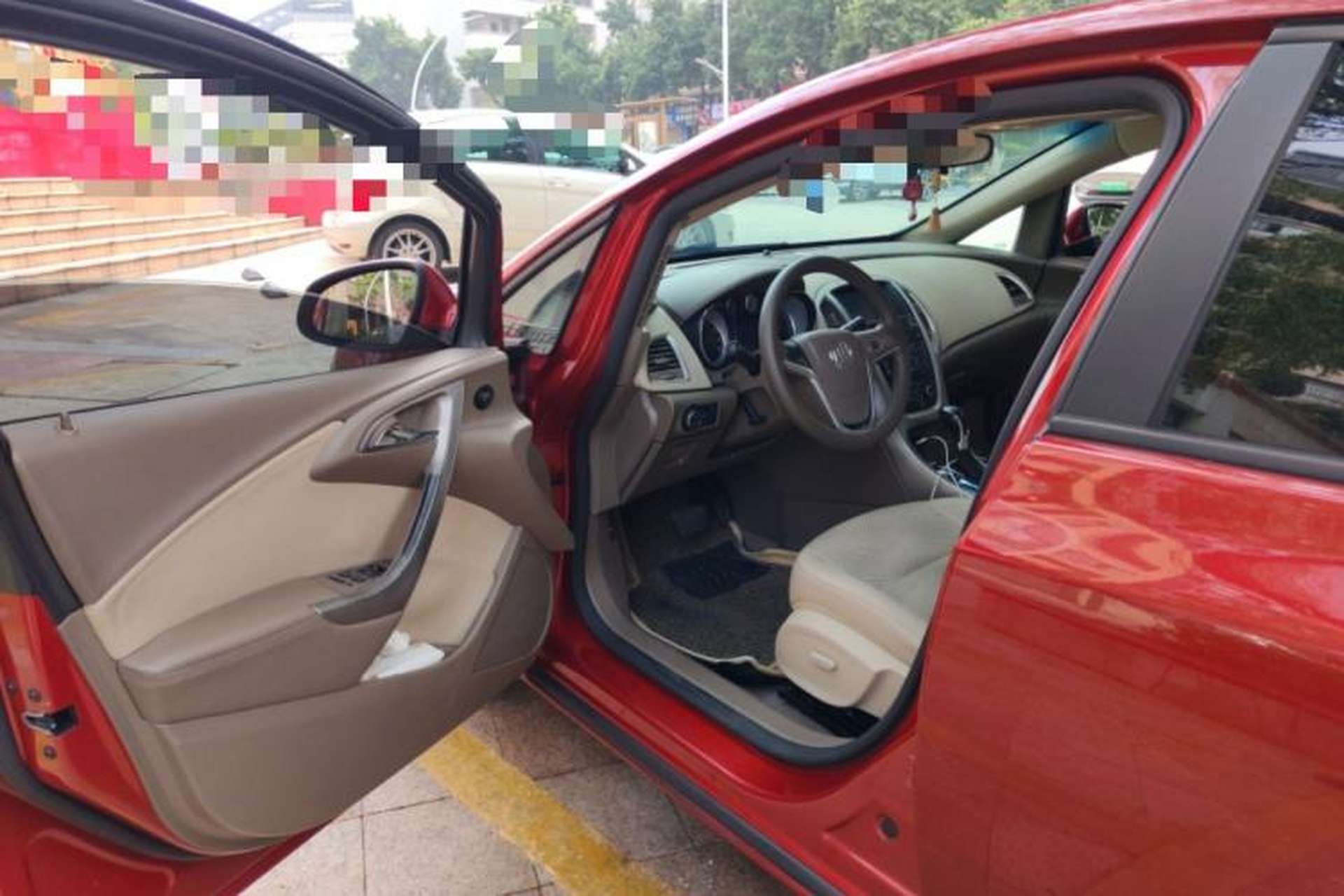 Used Buick GT 2013 GT 1.6L Automatic Fashion Edition Driver Seat