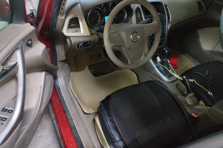 Used Buick GT 2013 GT 1.6L Automatic Comfort Edition Driver Seat