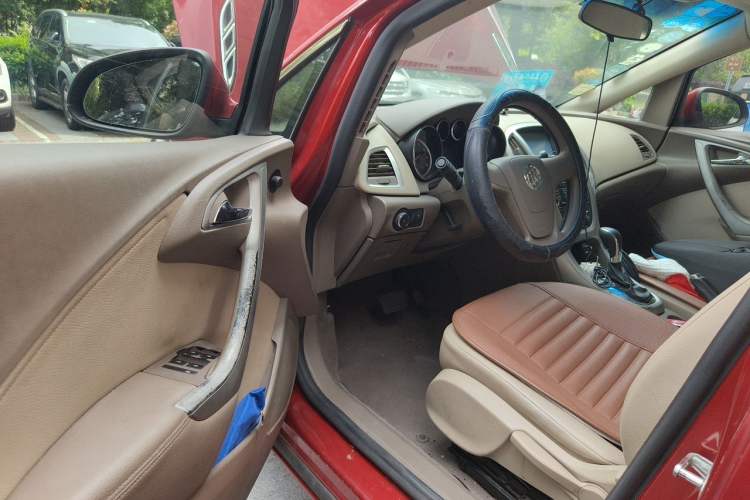 Used Buick GT 2013 GT 1.6L Automatic Comfort Edition Driver Seat