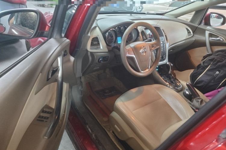 Used Buick GT 2013 GT 1.6L Automatic Fashion Edition Driver Seat
