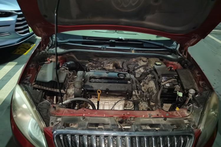 Used Buick GT 2013 GT 1.6L Automatic Fashion Edition Engine Bay