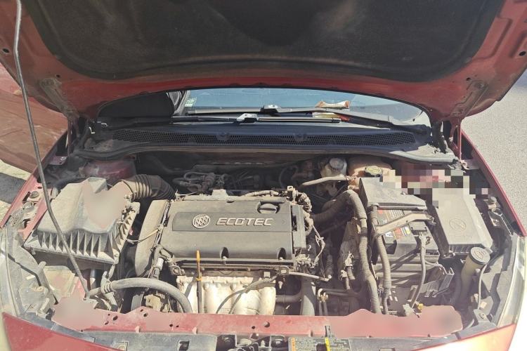 Used Buick GT 2013 XT 1.6L Automatic Fashion Edition Engine Bay