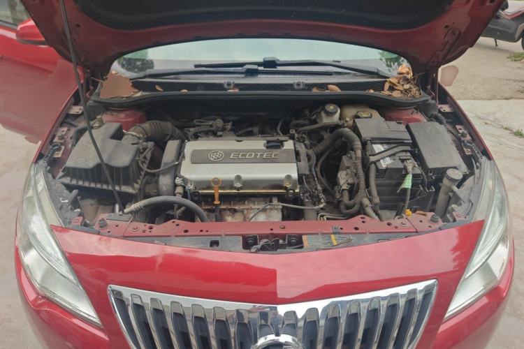 Used Buick GT 2013 XT 1.6L Automatic Fashion Edition Engine Bay
