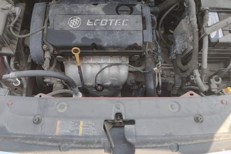 Used Buick GT 2013 GT 1.6L Automatic Fashion Edition Engine Bay