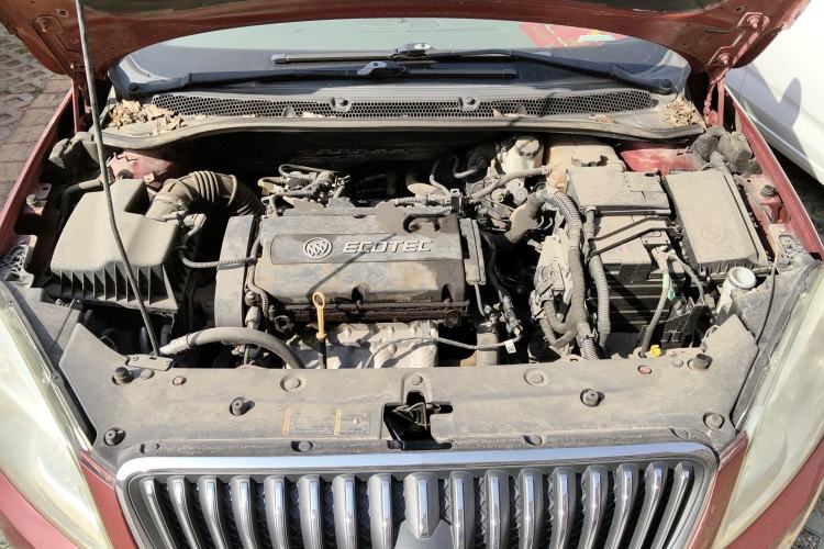 Used Buick GT 2013 GT 1.6L Manual Entry-Level Model Engine Bay