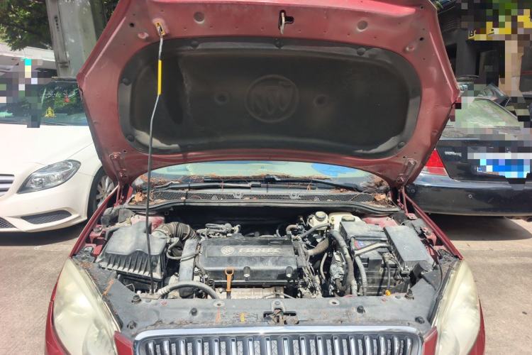 Used Buick GT 2013 GT 1.6L Automatic Fashion Edition Engine Bay
