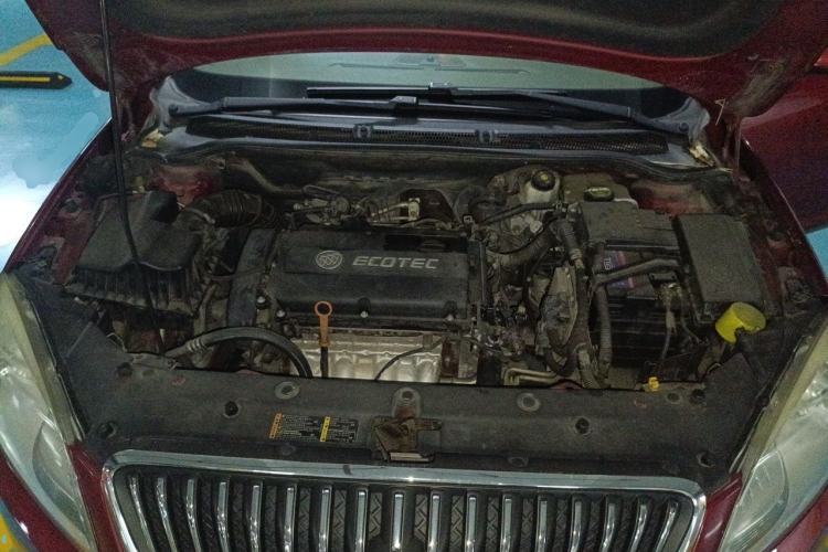 Used Buick GT 2013 GT 1.6L Automatic Fashion Edition Engine Bay