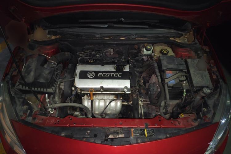 Used Buick GT 2013 XT 1.6L Automatic Comfort Edition Engine Bay