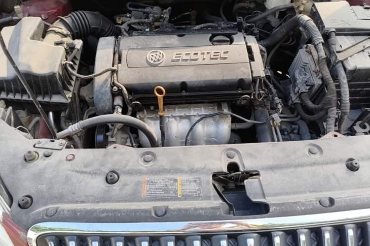 Used Buick GT 2013 GT 1.6L Automatic Fashion Edition Engine Bay