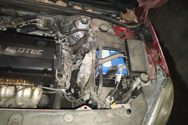 Used Buick GT 2013 GT 1.6L Manual Entry-Level Model Engine Bay Left