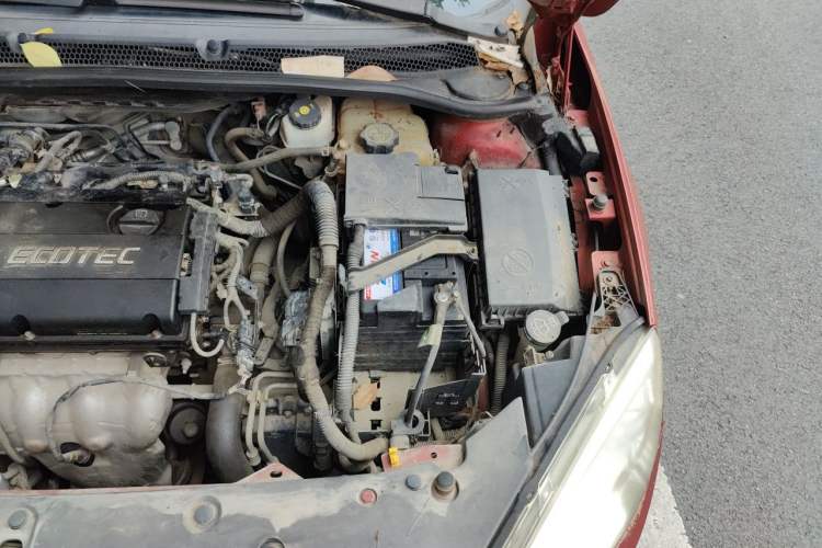 Used Buick GT 2013 GT 1.6L Automatic Fashion Edition Engine Bay Left