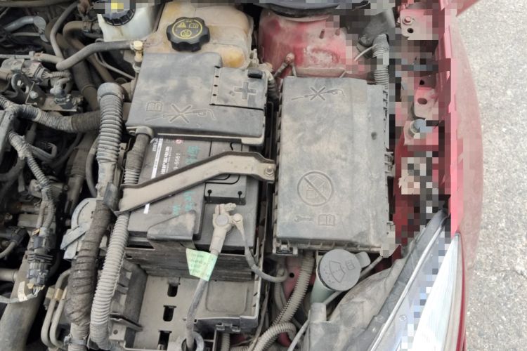 Used Buick GT 2013 XT 1.6L Automatic Fashion Edition Engine Bay Left