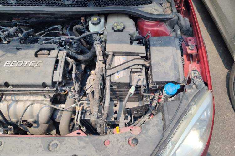 Used Buick GT 2013 GT 1.6L Automatic Fashion Edition Engine Bay Left