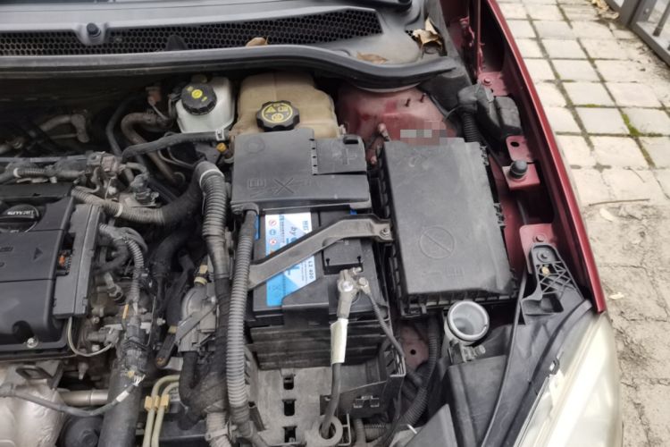 Used Buick GT 2013 GT 1.6L Automatic Fashion Edition Engine Bay Left