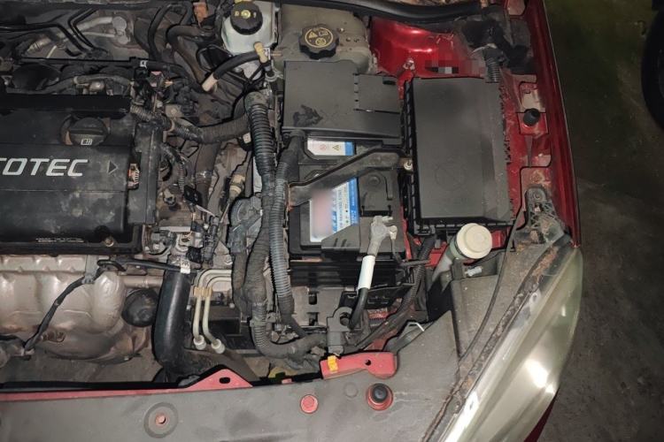 Used Buick GT 2013 GT 1.6L Automatic Fashion Edition Engine Bay Left