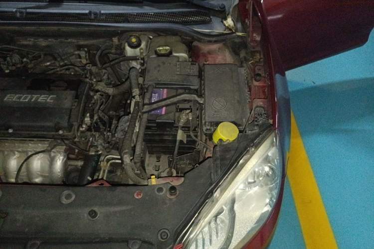 Used Buick GT 2013 GT 1.6L Automatic Fashion Edition Engine Bay Left