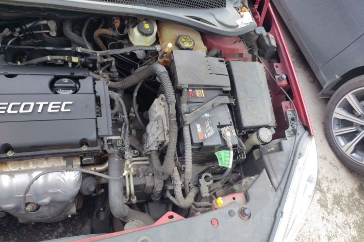 Used Buick GT 2013 GT 1.6L Automatic Fashion Edition Engine Bay Left