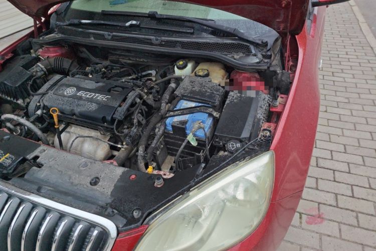 Used Buick GT 2013 GT 1.6L Manual Entry-Level Model Engine Bay Left