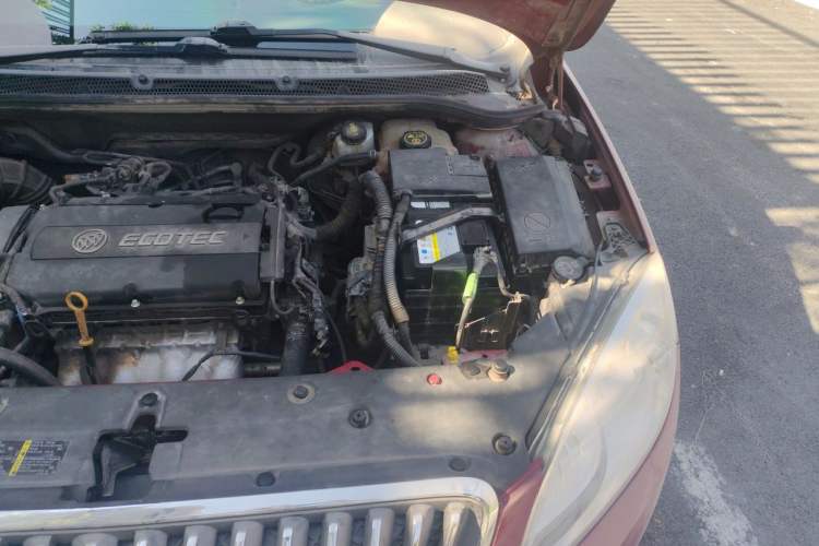 Used Buick GT 2013 GT 1.6L Manual Entry-Level Model Engine Bay Left