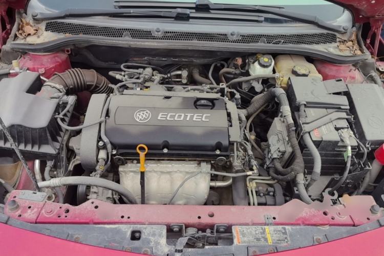 Used Buick GT 2013 XT 1.6L Automatic Fashion Edition Engine Bay