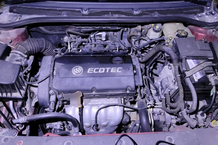 Used Buick GT 2013 GT 1.8L Automatic Fashion Edition Engine Bay