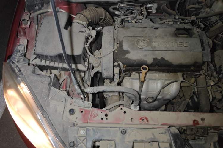 Used Buick GT 2013 GT 1.6L Automatic Fashion Edition Engine Bay Right