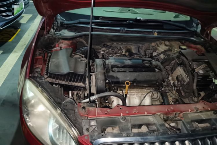 Used Buick GT 2013 GT 1.6L Automatic Fashion Edition Engine Bay Right