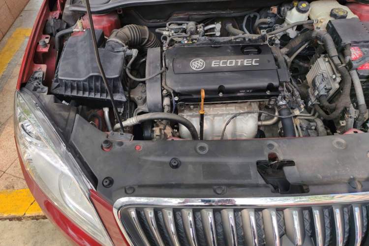 Used Buick GT 2013 GT 1.6L Automatic Fashion Edition Engine Bay Right