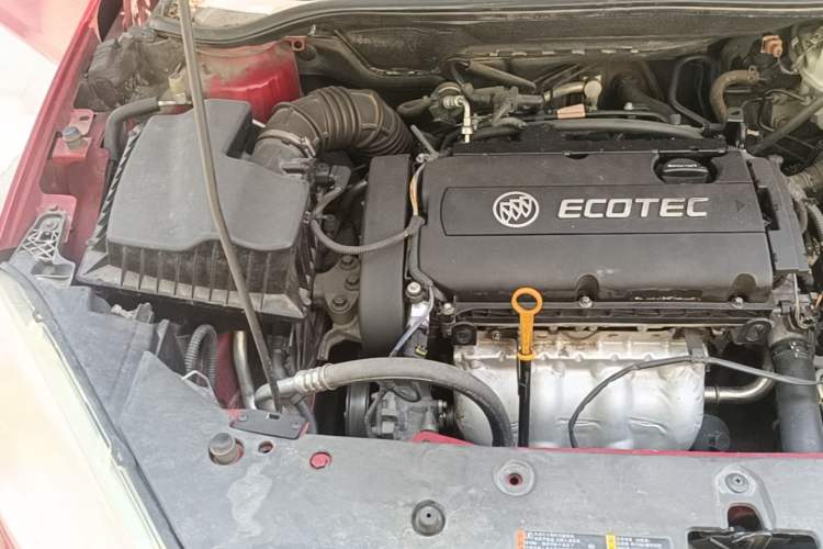 Used Buick GT 2013 GT 1.8L Automatic Fashion Edition Engine Bay Right
